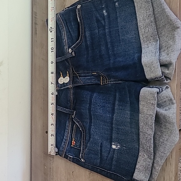 Hudson Women's Jean Croxley Cuffed Hem Shorts - Picture 6 of 10